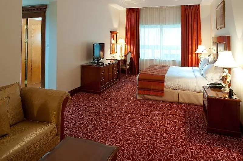Sunday Hotel Holiday International Dubai