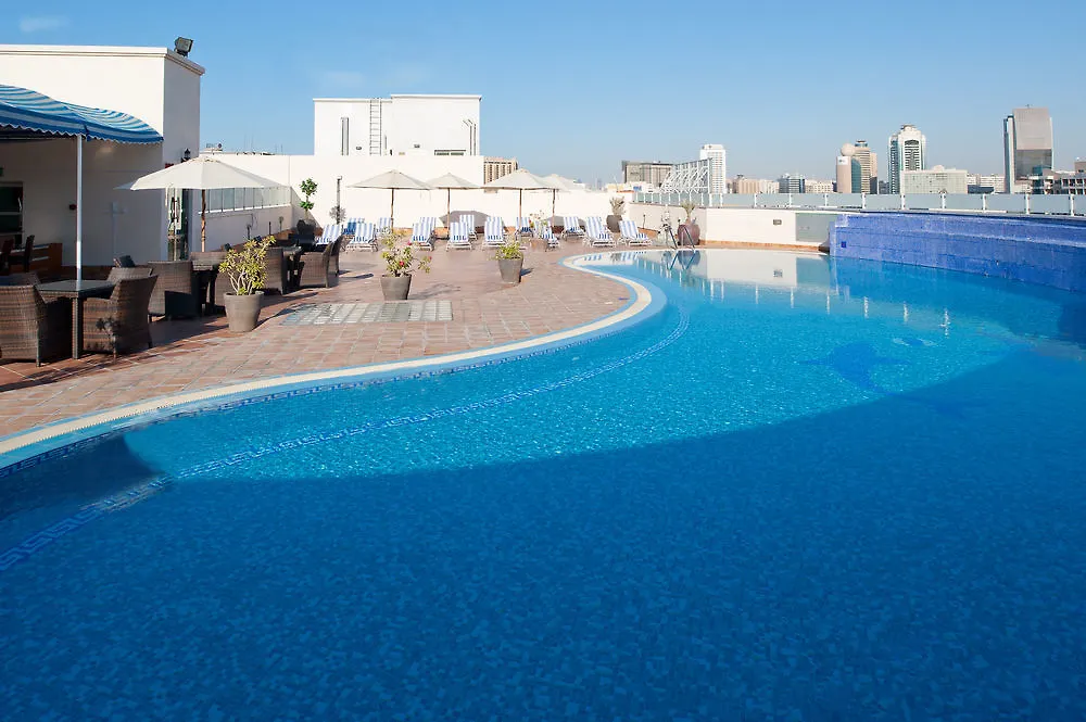 Sunday Hotel Holiday International Dubai