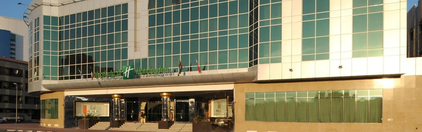 ****  Sunday Hotel Holiday International Dubai United Arab Emirates