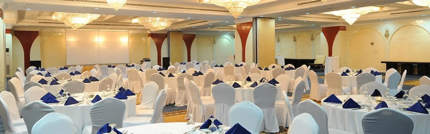 Sunday Hotel Holiday International Dubai